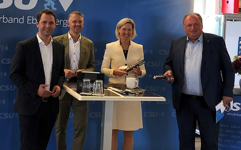 v.l.n.r.: MdB Dr. Andreas Lenz, MdL Thomas Huber, MdEP Prof. Dr. Angelika Niebler und Bürokratieabbaubeauftragter Walter Nussel